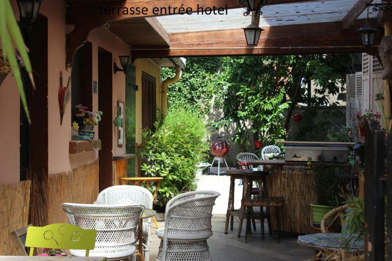 Hotel Le Dervois Montier-en-Der Exteriör bild