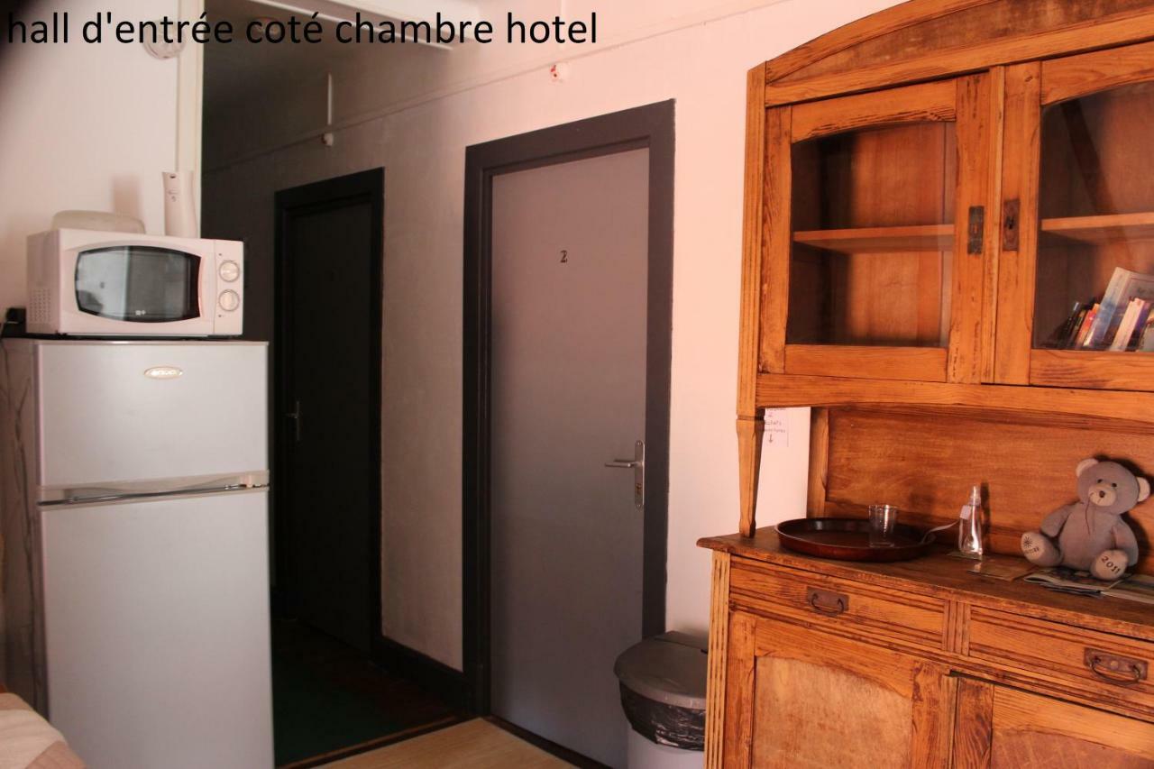 Hotel Le Dervois Montier-en-Der Exteriör bild